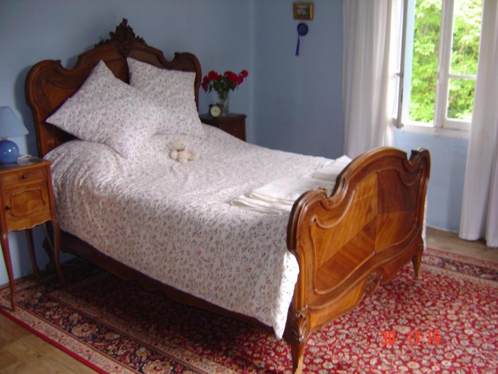 Bed and Breakfast Aux Quatre Saisons Axat Zimmer foto